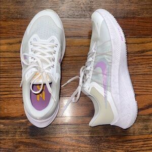 Nike Women’s Athletic Running Training Shoes White Purple Size 8.5